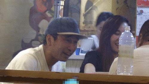 女生出轨吃瓜,出轨风波中的女性心理与情感纠葛